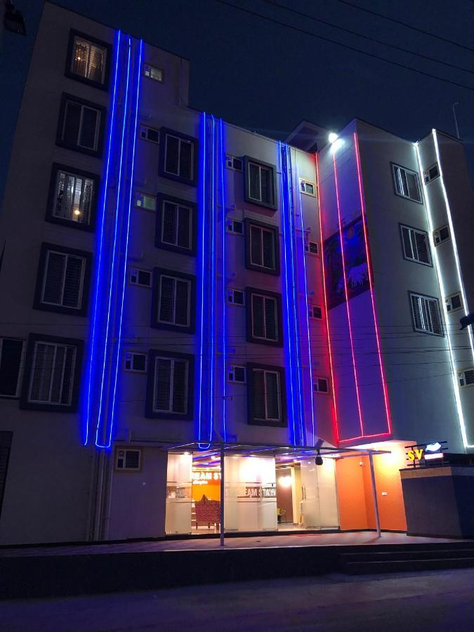Sv Dreamstay Near Kempegowda International Airport Yelahanka Kültér fotó